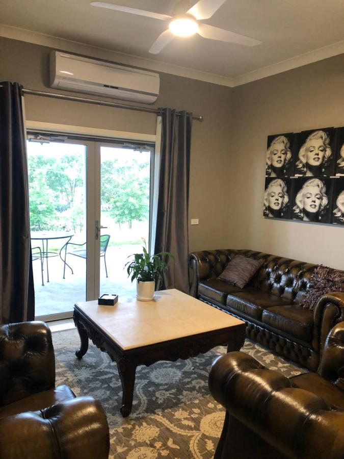 روثرجلين Barklysuites Apartments المظهر الخارجي الصورة